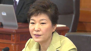 박 대통령 "도넘는 과격한 발언 정쟁위한 것"