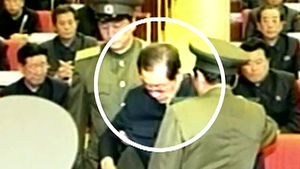 北, 장성택 비판 여론몰이&hellip;김정은 정상 행보