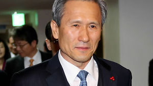 김관진 국방 "사이버司 의혹 철저 수사"&hellip;연루설 부인