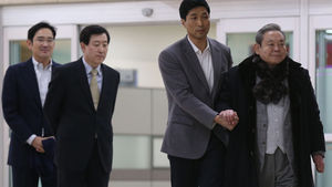 이건희 삼성그룹 회장, 54일 만에 귀국