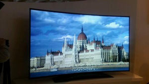 [현장 트윗] LG 세계 최초 가변형 UHD OLED TV