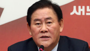 최경환 "의료 영리화 주장, 터무니없는 정치공세"