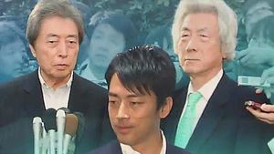 '고이즈미 父子' 도전장에&hellip;아베 정권 '흔들'
