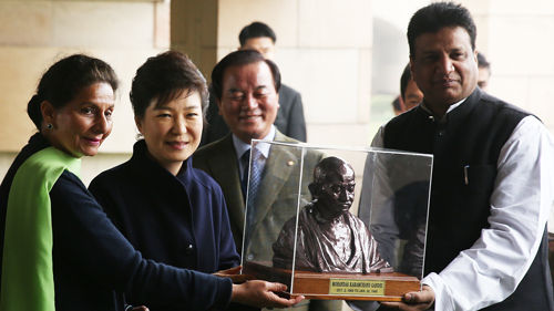 박근혜 간디헌화 연