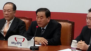 이재오 "5월 전대해야"&hellip;'8월 전대론'에 반기