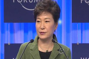박 대통령, 다보스 일정 마무리&hellip;귀국길 올라