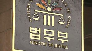 박근혜 정부, 생계형 사범 6천 명 첫 특별사면