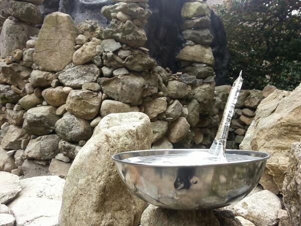 [현장트윗] 진안 마이산의 신기한 10cm '역고드름'