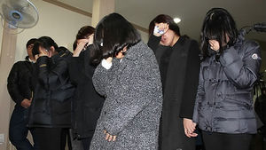 [현장포토] 리조트 붕괴사고 임시 빈소&hellip;'눈물 바다'