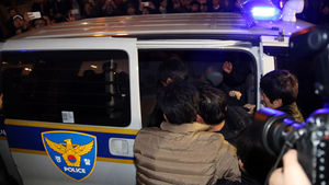 안전할 줄 알았던 강남서 인질극이라니&hellip;시민들 불안 확산