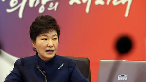 박 대통령 "中과 미세먼지 '윈윈' 대안 찾는 협상해야"