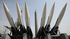 "北, 정밀도 향상 KN-02 미사일 100여기 보유"