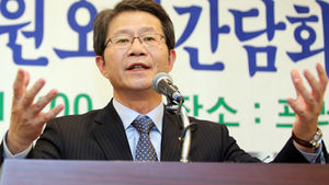 류길재 "남북관계 때문에 통일논의 등한시하면 잘못"