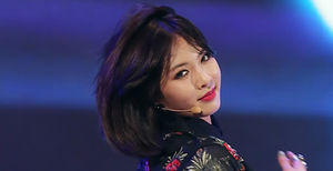 현아, 솔로 미니앨범 '에이 토크' 28일 발매
