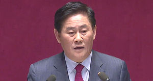 최경환 "선진화법 보완&hellip;특별감찰관 감찰대상 확대"