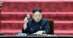 [핫포토] 최고인민회 회의에 참석한 김정은