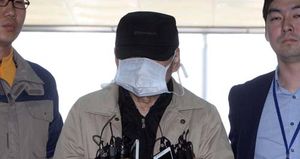 [현장 포토] 체포된 김한식 청해진해운 대표