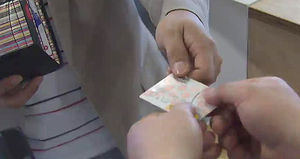 1인당 신용카드 보유량 5년 만에 3장 아래로&hellip;