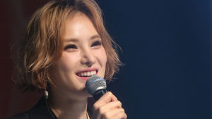 거미 "편안하고 여성다운 매력 갖고 돌아왔어요"