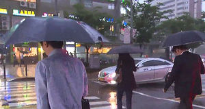 수도권 출근길 폭우&hellip;10호 태풍이 변수