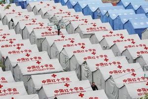 [월드리포트] 펑리위안이여! 붉은 십자가를 짊어져라!