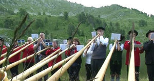 산을 닮은 자연의 소리&hellip;스위스 알프호른 축제