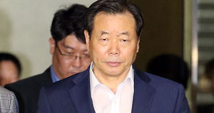 [현장 포토] 조현룡 의원, 검찰 조사 후 귀가