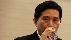 임 회장 사퇴 거부하면 해임 쉽지 않아