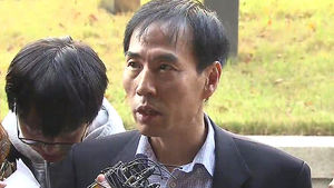 김수창 기소유예&middot;박희태 소환 안해&hellip;봐주기 논란
