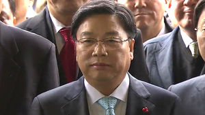 '불법 선거운동 의혹' 권선택 대전시장 검찰 소환