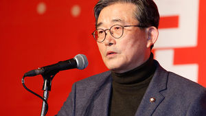 이한구 "국가채무비율 80%로 봐야&hellip;20년전 日보다 위험"