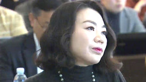 조현아 부사장 '무늬만 사퇴'&hellip;사무장은 병가