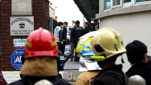 [현장 포토] 대구 공장서 화학물질 누출&hellip;방제작업 중