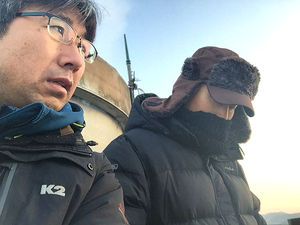 [핫포토] 쌍용차 평택공장 굴뚝에서 고공농성 중인 해고근로자들