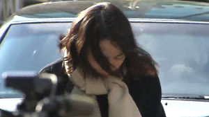 고개 숙인 조현아 "죄송합니다"&hellip;답변 도중 눈물