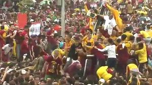 필리핀 '블랙 나자렌 축제'&hellip;십자가 이벤트