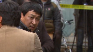 [5컷] 안산 인질범, 유족 노려보며 "네 엄마 데려와!"