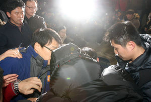 "자수해 고맙다"&hellip;용서의 손 내민 '크림빵 아빠' 아버지
