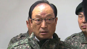 '하사 아가씨' 발언 특위위원 사퇴&hellip;윤리위 제소