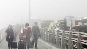 '비행기 내리자마자'&hellip;한국 여행 첫날 봉변당한 외국인들