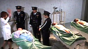 웃으면 맞는다?&hellip;‘가학성 예능’에 열광하는 일본