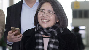 김영란 "출장서 돌아와 입장 말하겠다"