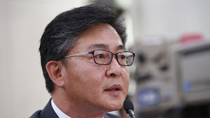 [슬라이드 포토] 홍용표 통일부 장관 후보자 인사청문회