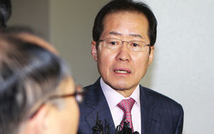 홍준표 "메모, 반대심문권 보장 안 돼 증거로 삼기 어려워"