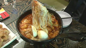 매운 등갈비에 어묵까지&hellip;치즈에 빠진 한식