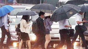 태풍 '노을' 간접 영향권&hellip;전국에 많은 비