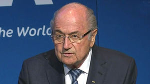 블라터, FIFA 회장직에 강한 집착 피력
