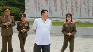 북한 관리 "김정은 매우 바빠"&hellip;9월 방중 어려울 듯