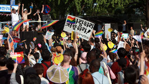 [슬라이드 포토] 제16회 퀴어문화축제 개최