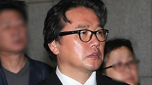 가수 최성수 씨 부부 13억 원대 사기 혐의로 피소